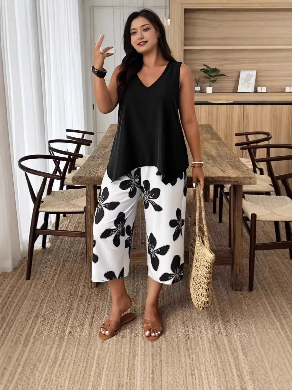 Women's Floral Print Sleeveless Summer Set - Elegant Casual 7/8 Length Fashion Outfit