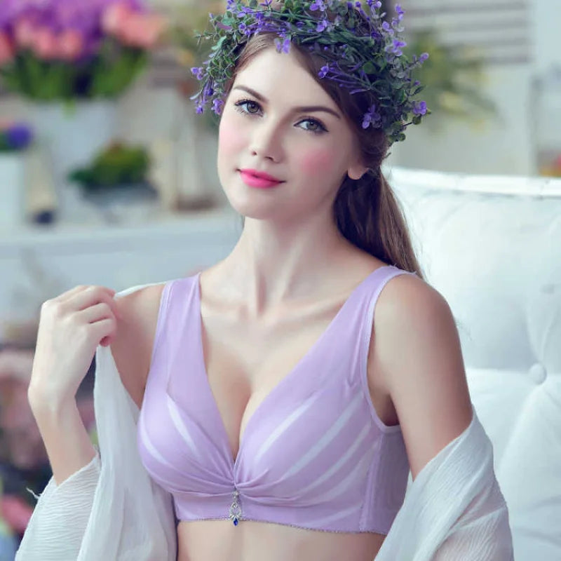 Women's Curve Enhancing Lingerie - Slim Fit Large Cup Supportive Bust Design