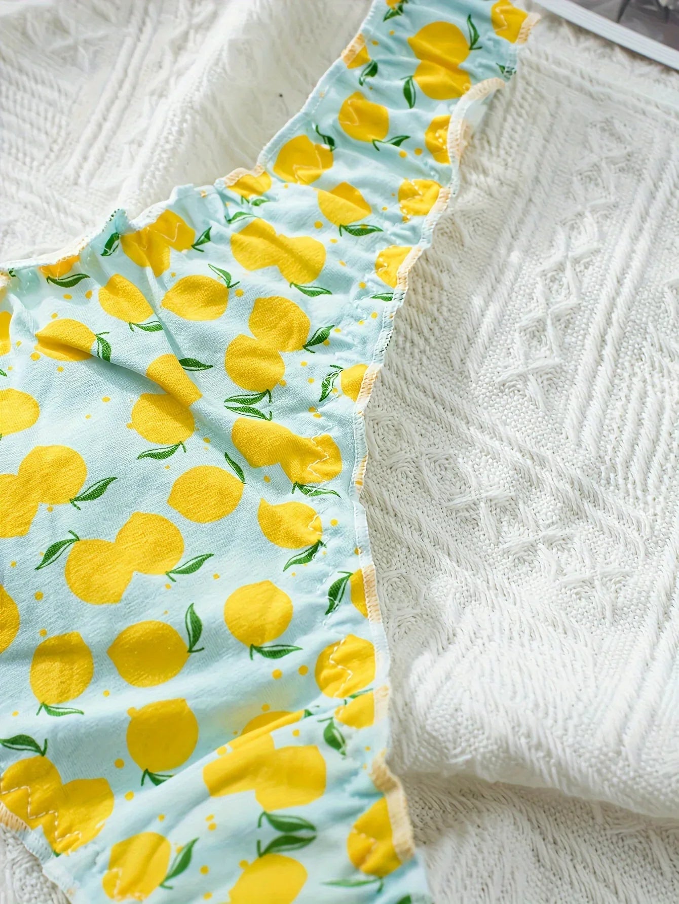 5Pcs Women’s Cotton Ruffle Thong Set - Mixed Fruit Pattern Wrinkled Comfortable Soft Underwear