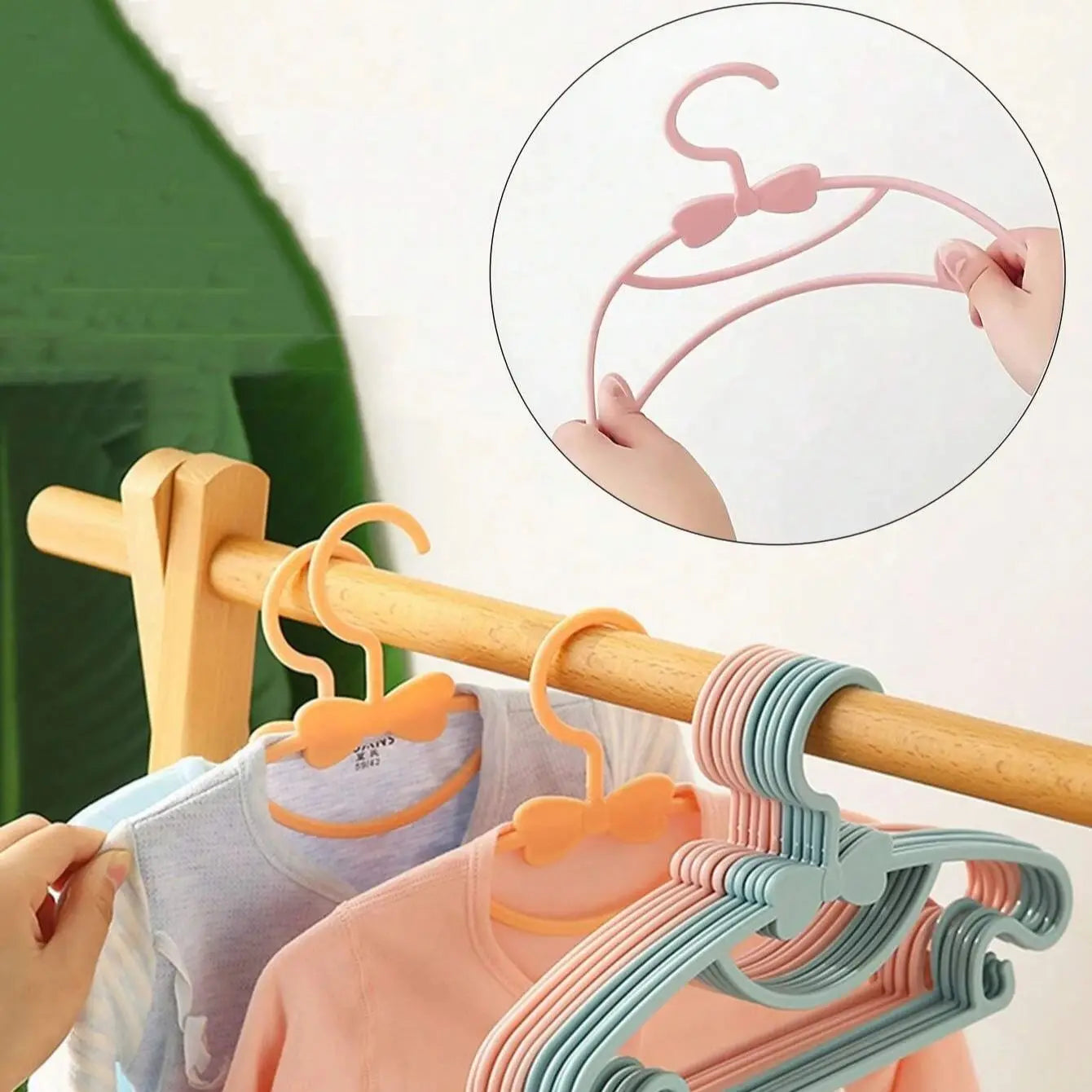 5-50PCS Baby Plastic Hangers – Kids Clothes Storage Rack for Nursery, Toddlers & Infants, Portable Home Use