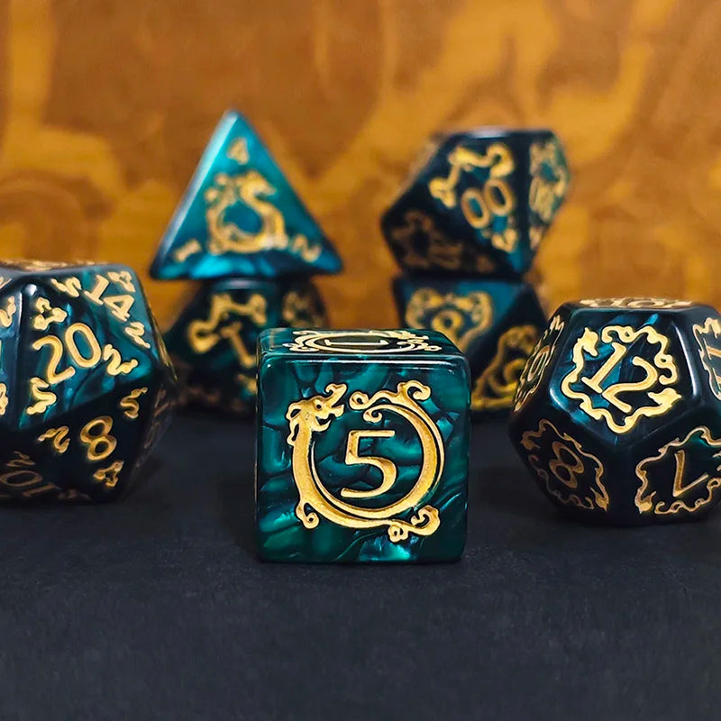 DND 7-Piece Dragon Pattern Polyhedral Dice Set – Role-Playing D&D TRPG Board Game Accessories