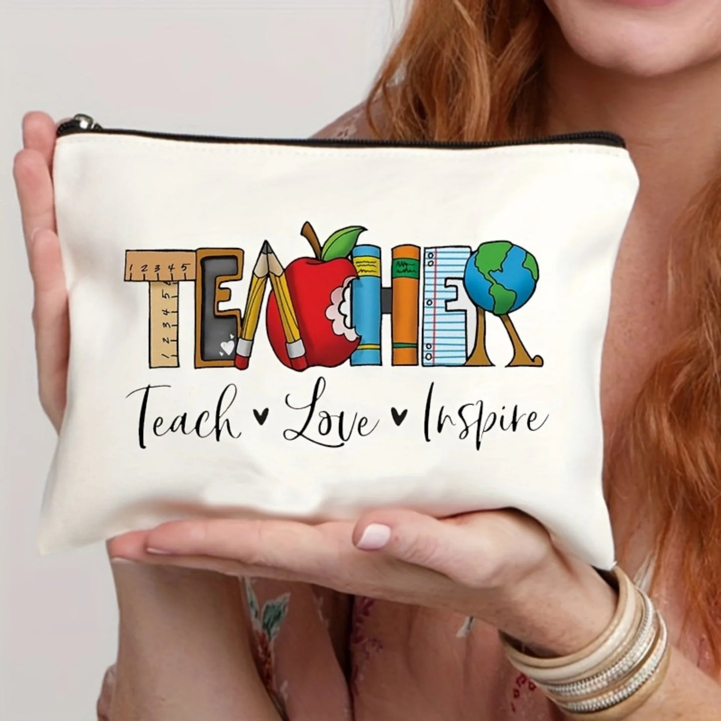 Chic Canvas Cosmetic Pouch – Durable Travel Makeup Organizer & Stylish Gift for Teachers