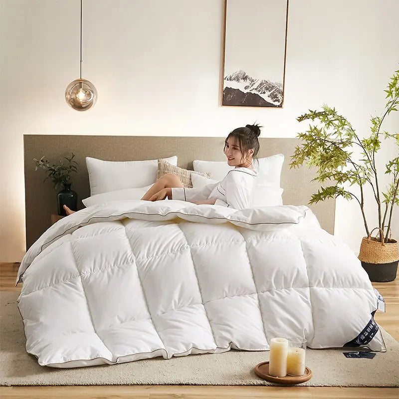 95% White Goose Down Quilt – Winter Cotton, Thick & Lightweight, High-Quality Breathable Household Comforter