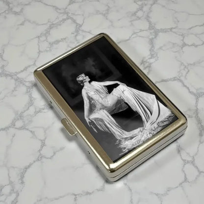 Vintage Metal Card Case - Easy Snap Multi-Function Card Holder with Versatile Compact Design