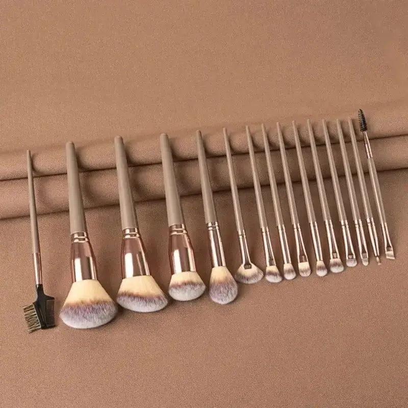 Professional Makeup Brush Set - Soft Fluffy Foundation Powder Eyeshadow Kabuki Blending Beauty Tools