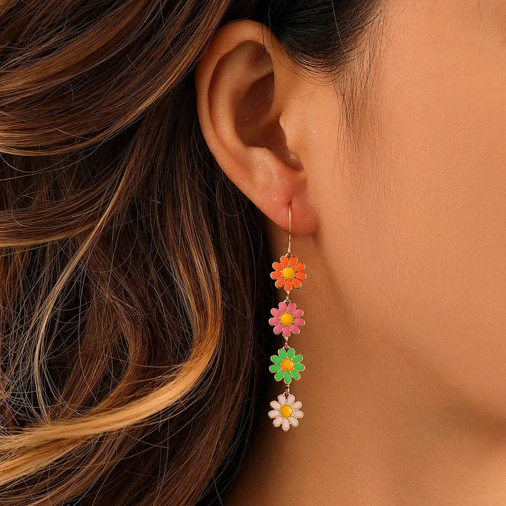 Retro Daisy Flower Earrings - Elegant Small Floral Jewelry for Women Party Gifts
