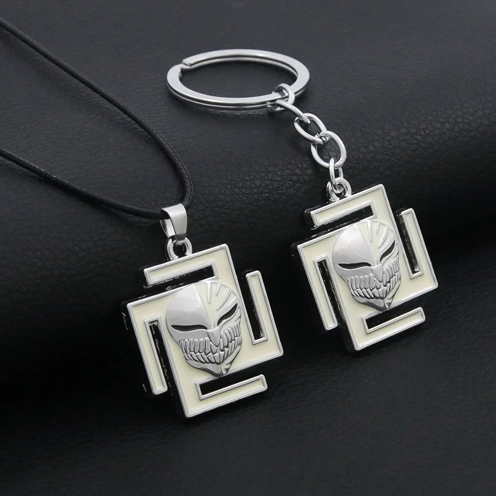 Bleach Ichigo Kurosaki Keychain Necklace - Anime Cosplay Pendant Charm for Men & Women Backpack Jewelry Gift