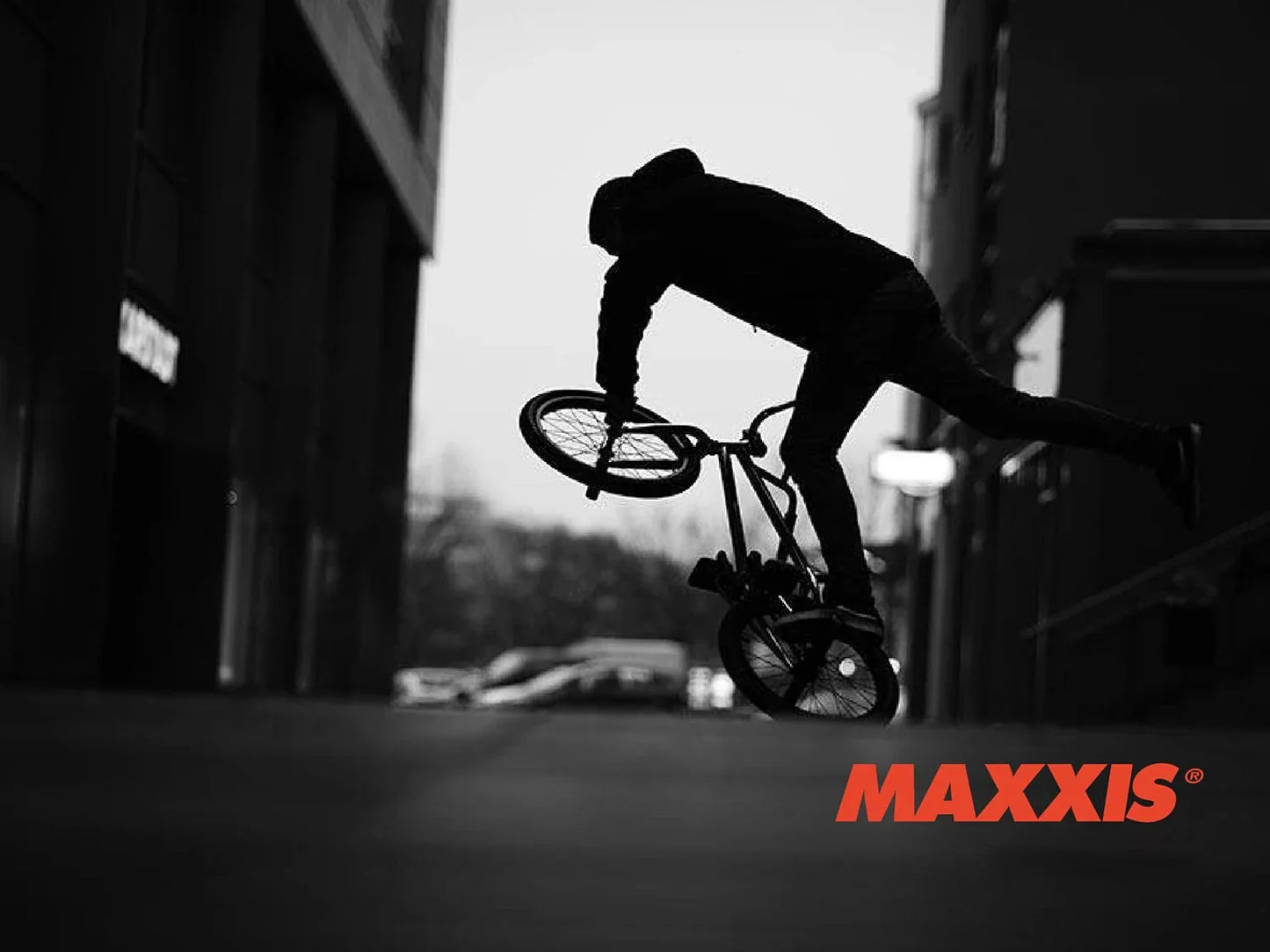 MAXXIS Hookworm BMX Bike Tire – 26x2.5 Wire Bead Clincher for Street, Park & Flatland, Multiple Sizes