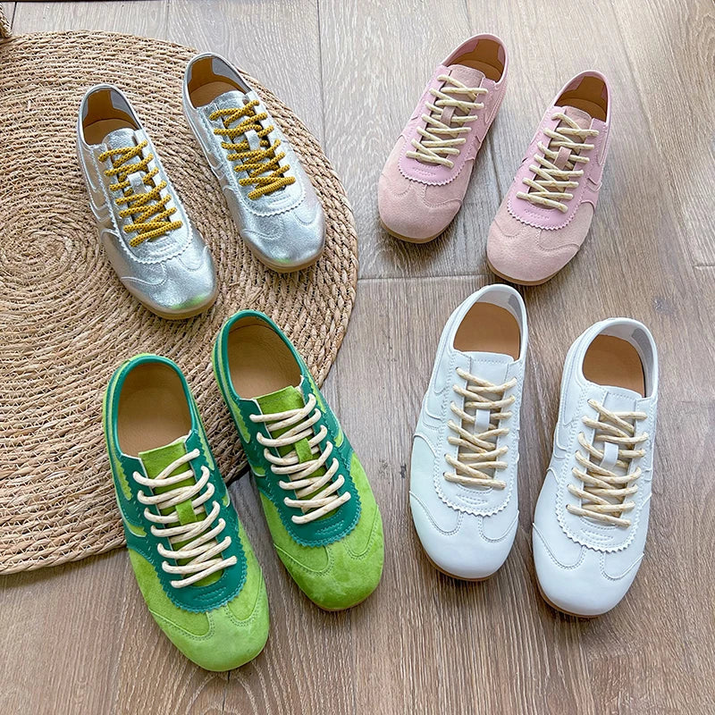 German 2025 Women’s Leather Sneakers — Retro Lace-Up Flat Training Shoes, Large Size Forrest Gump Style