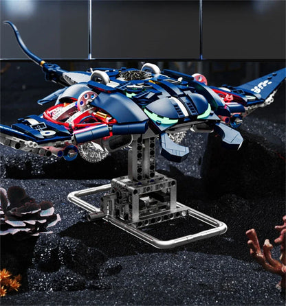 Mechanical Shark & Sea Life Building Blocks Set – Crocodile, Parrot, Mantis, Frog, Manta Ray Toy for Kids