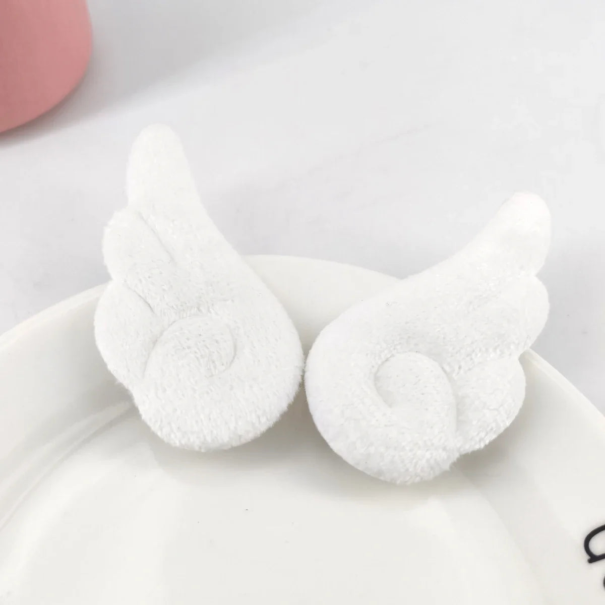 Angel Wing Plush Hair Clips - Cute 5cm Hairpin Barrettes for Girls Sweet Style Headwear & Accessories