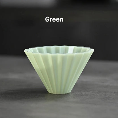 Handmade V-Shaped Resin Coffee Dripper Filter Cup, Origami Pour Over Brewer for 1–2 People Home Use Anti-Fall Coffee Brewing Tool