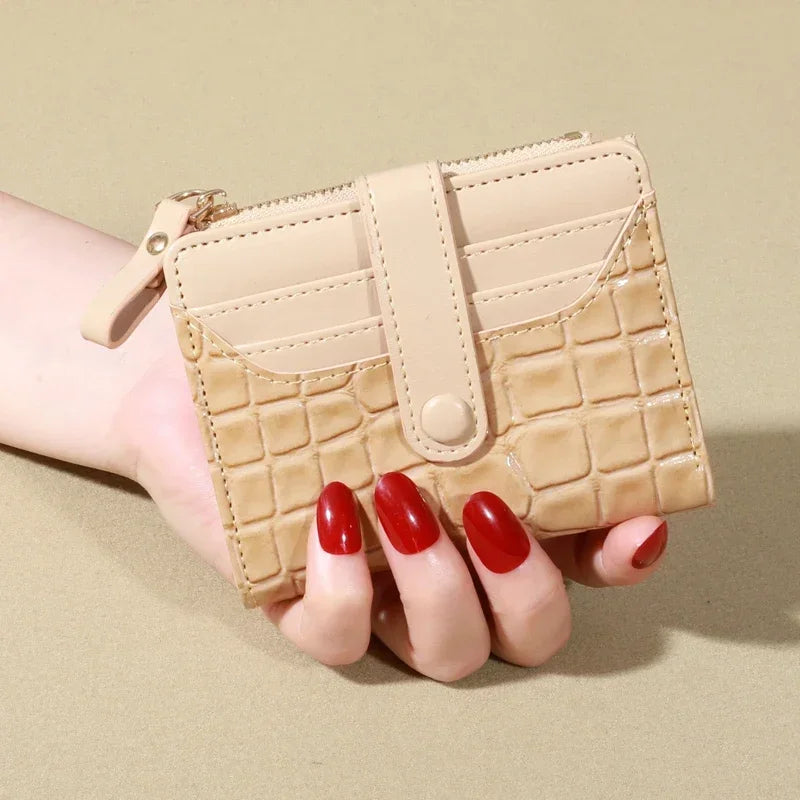 Elegant Women’s Multi-Card Wallet – Secure Double Zip PU Leather Clutch with Crocodile Texture and Stylish Storage