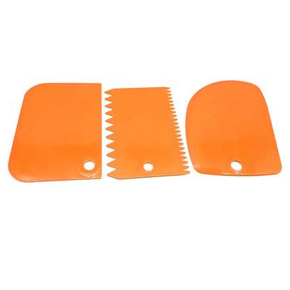 3Pcs DIY Kitchen Cream Scraper Set - Straight, Arc, and Tooth-Shaped Cake and Fondant Baking Tools - Plastic Bread Cutter and Pasty Scraper Kit