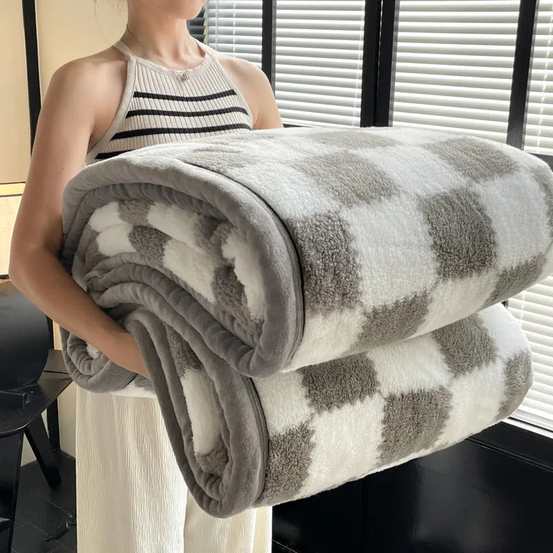 Grade A Half-Side Fleece Blanket — Soft Fluffy Autumn & Winter Throw for Sofa, Napping, and Warm Shawl