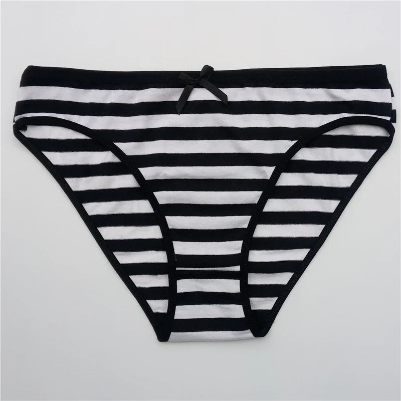 5 Pcs Women’s Cotton Panties Set - Soft Bikini Briefs Sexy Ladies Underwear Comfortable Everyday Briefs