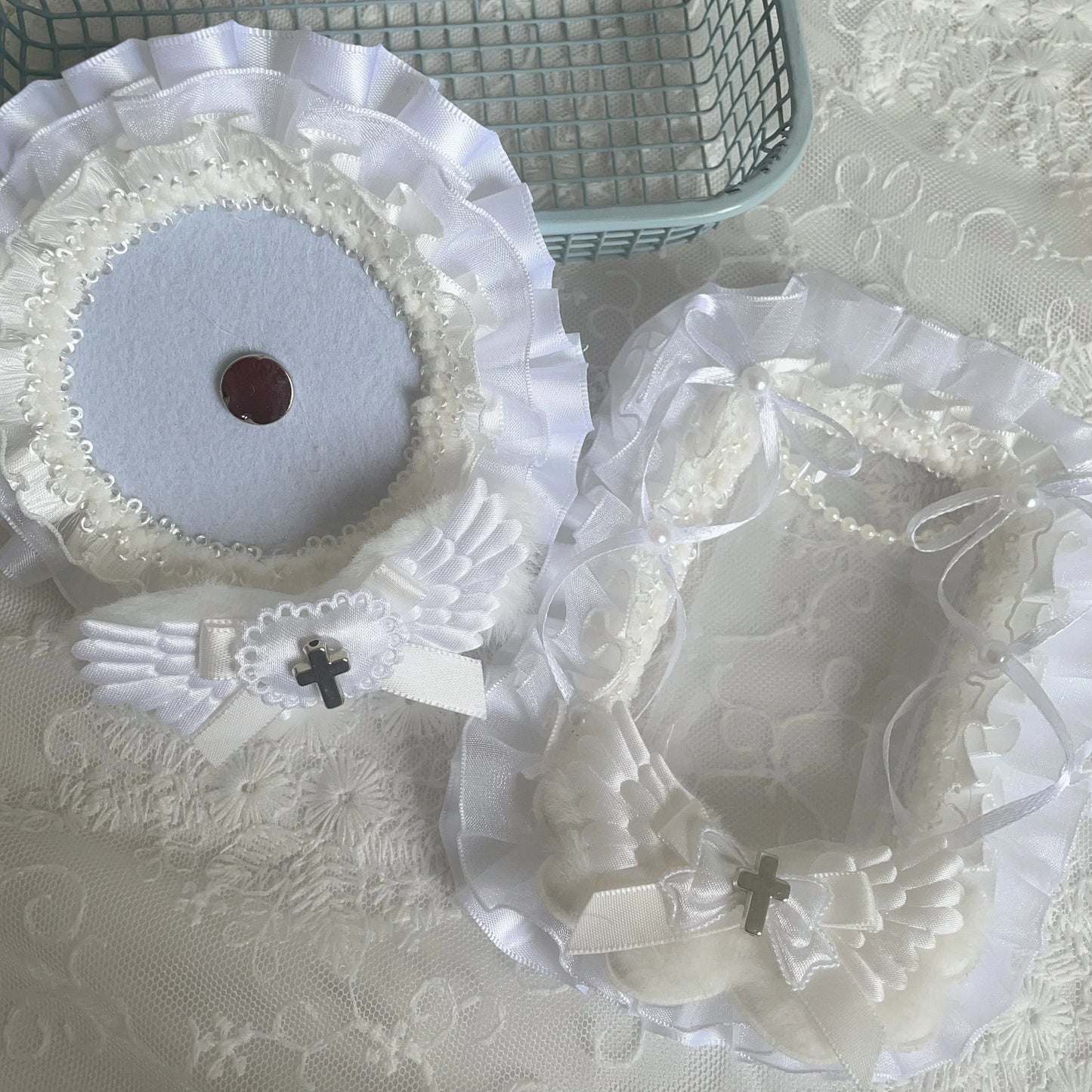 Lace Bow Pearl Card Holder - Decorative Photo Card Cover for DIY Crafts, Scrapbooking & Display