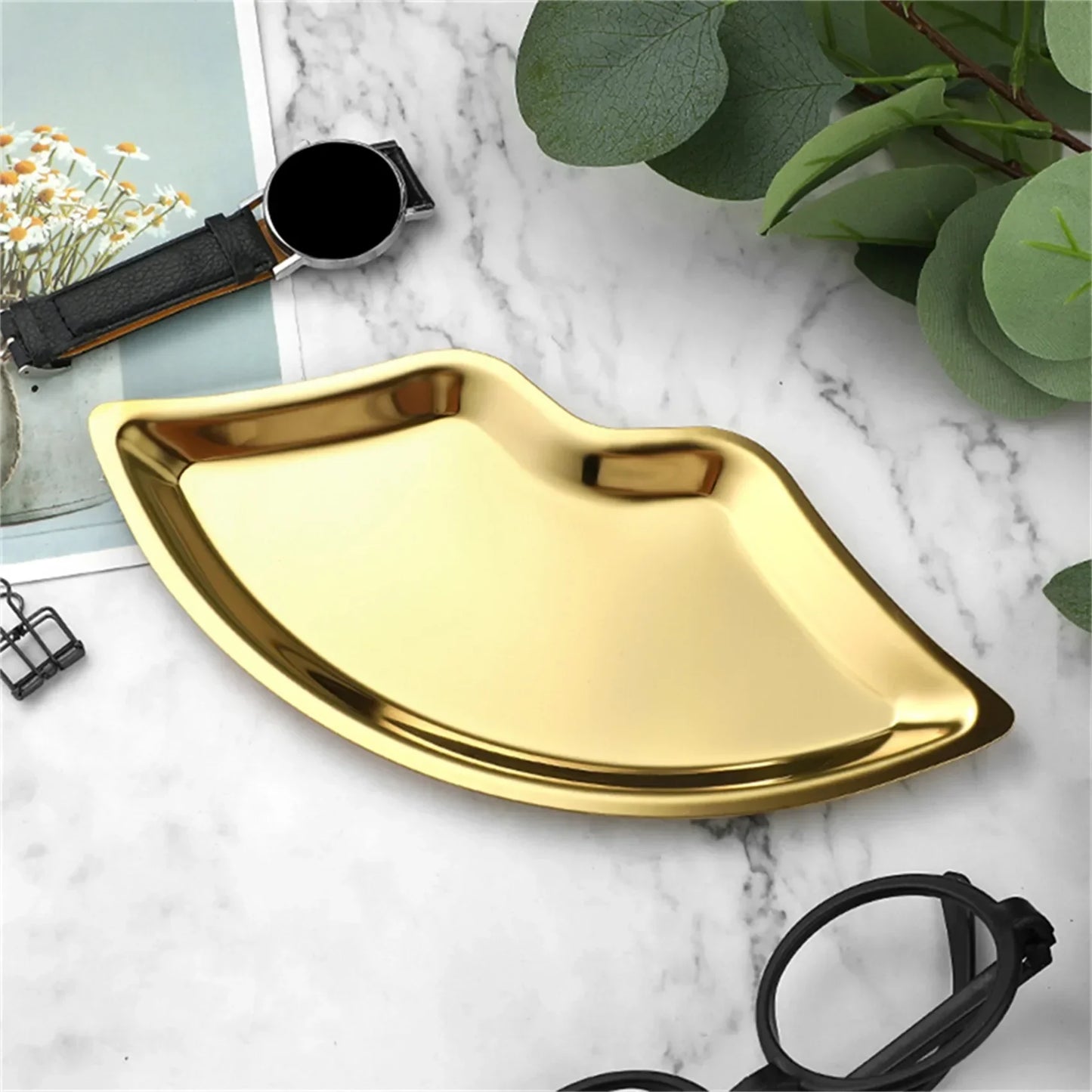Stainless Steel Lip Shaped Jewelry Tray – Decorative Cosmetic Organizer & Metal Storage Dish