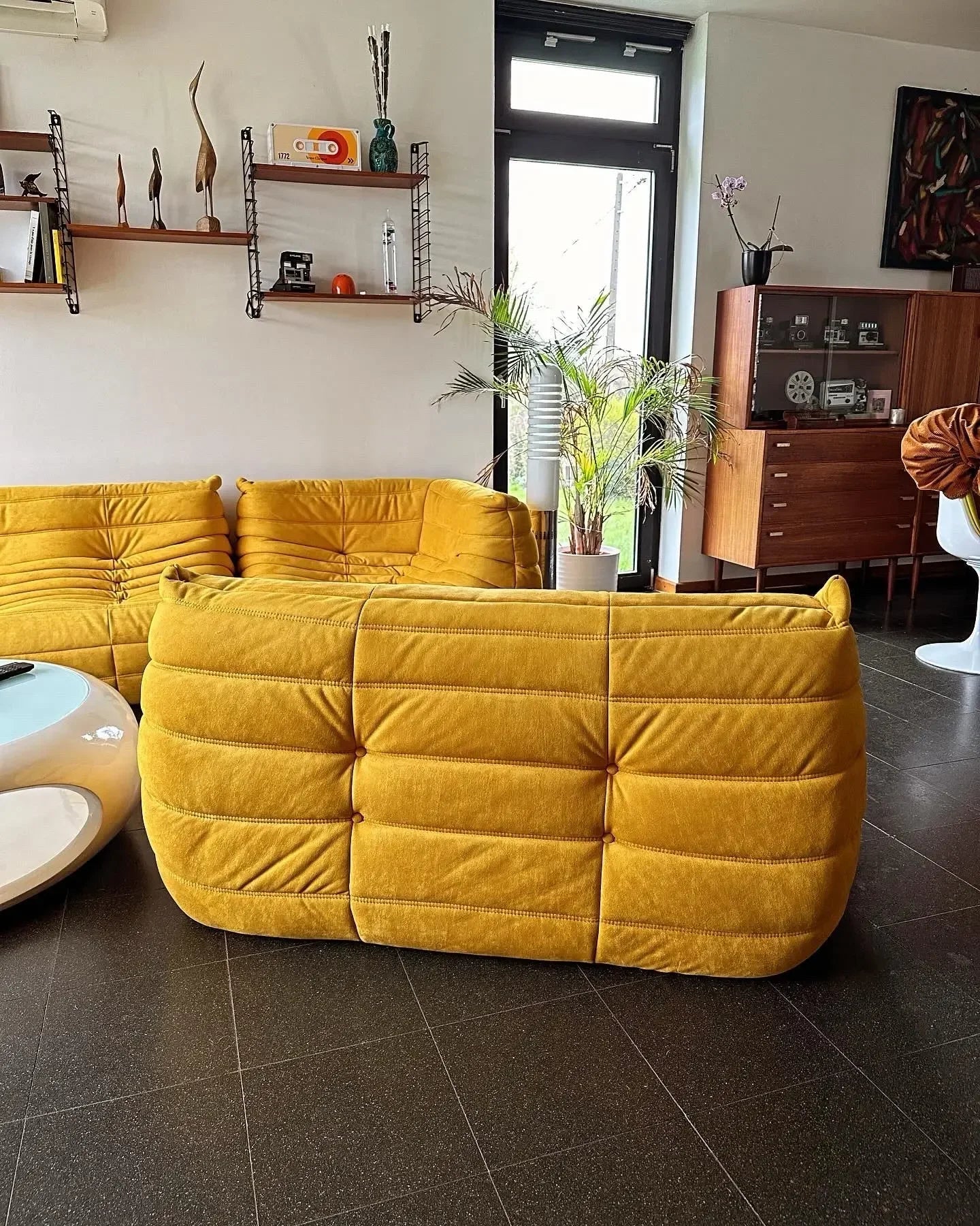 Caterpillar Togo Single Sofa – Tatami-Style Leisure Chair for Living Room or Bedroom, Reading & Relaxing Seat