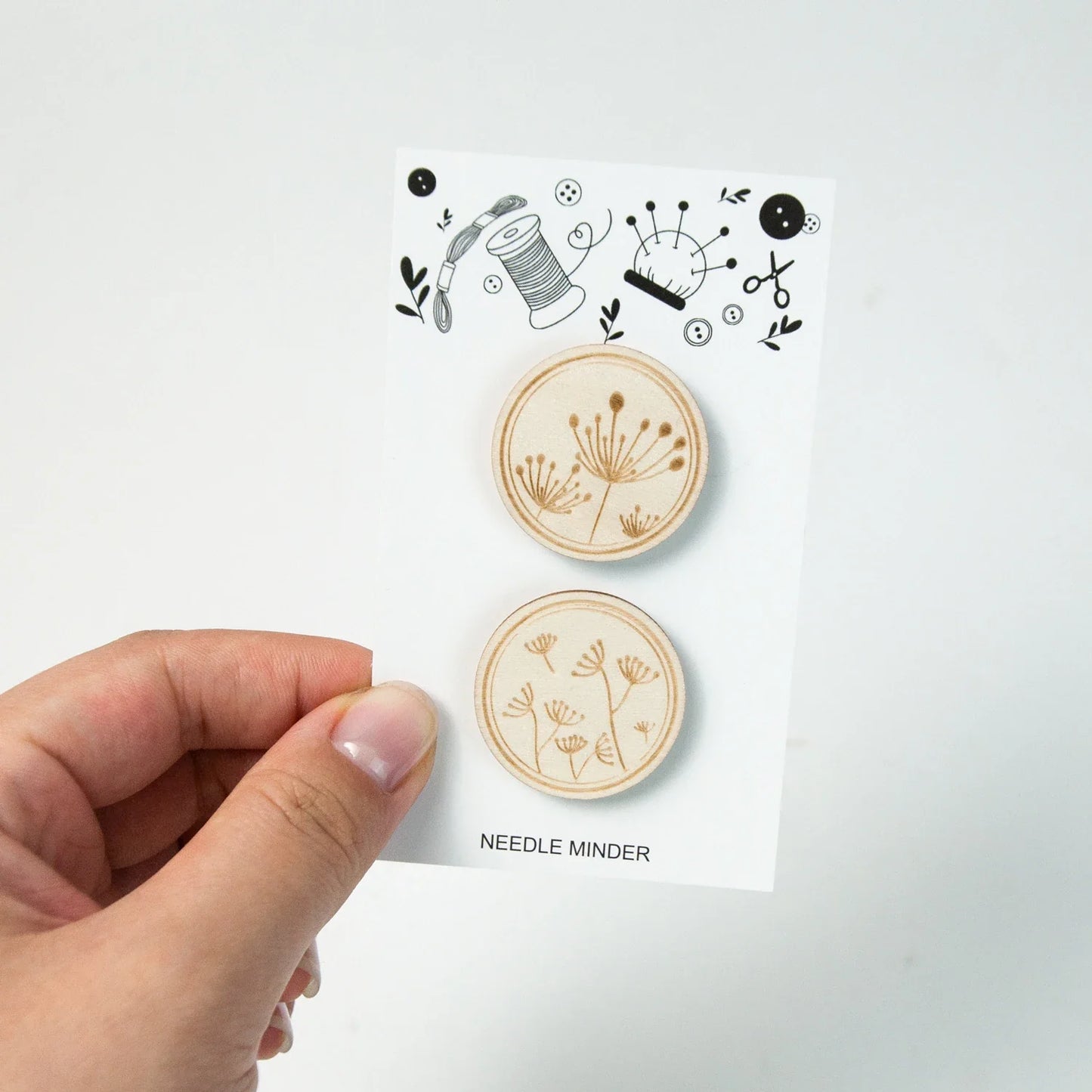 2PCS Round Magnetic Needle Minder Set Retro Embroidery Needle Holder Magnets