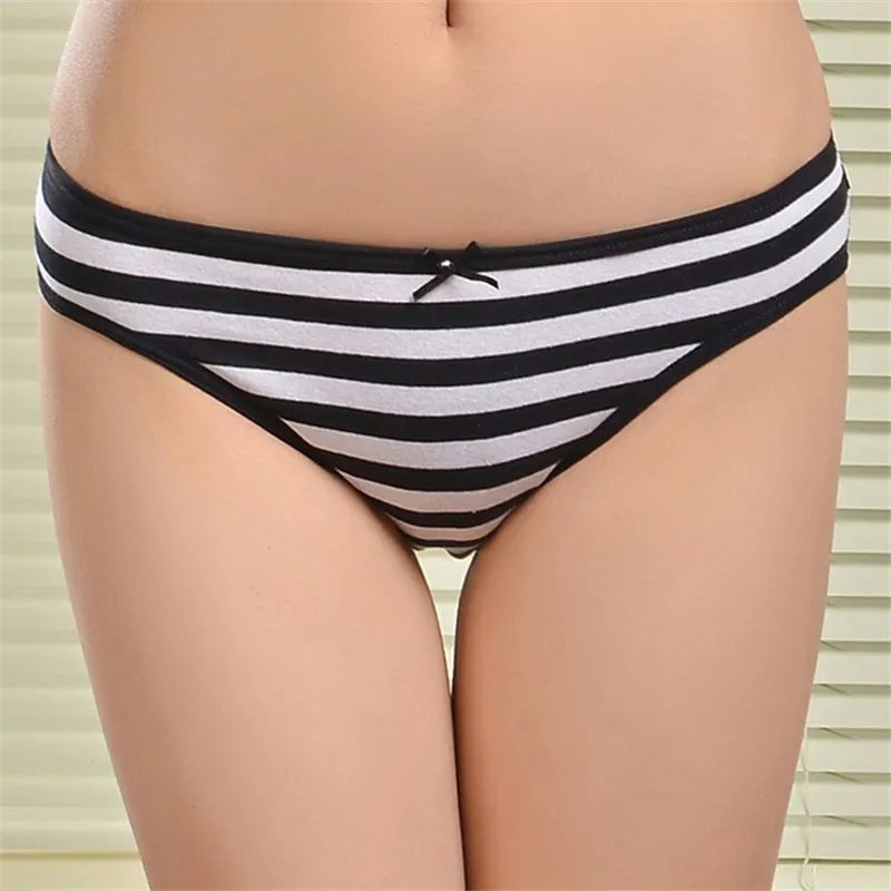 YOUREGINA Plus Size Seamless Panties - Striped Cotton Women’s Underwear Briefs 3 Pack
