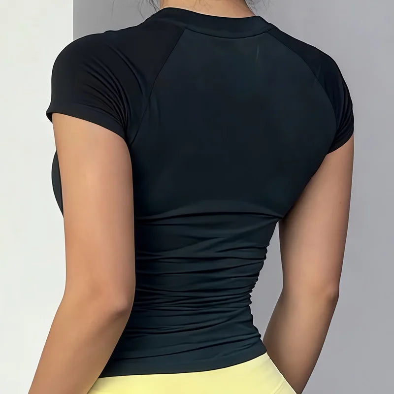 HISTELLO Women’s Sports T-Shirt - Short Sleeve Gym Yoga Workout Top for Running & Fitness Activewear