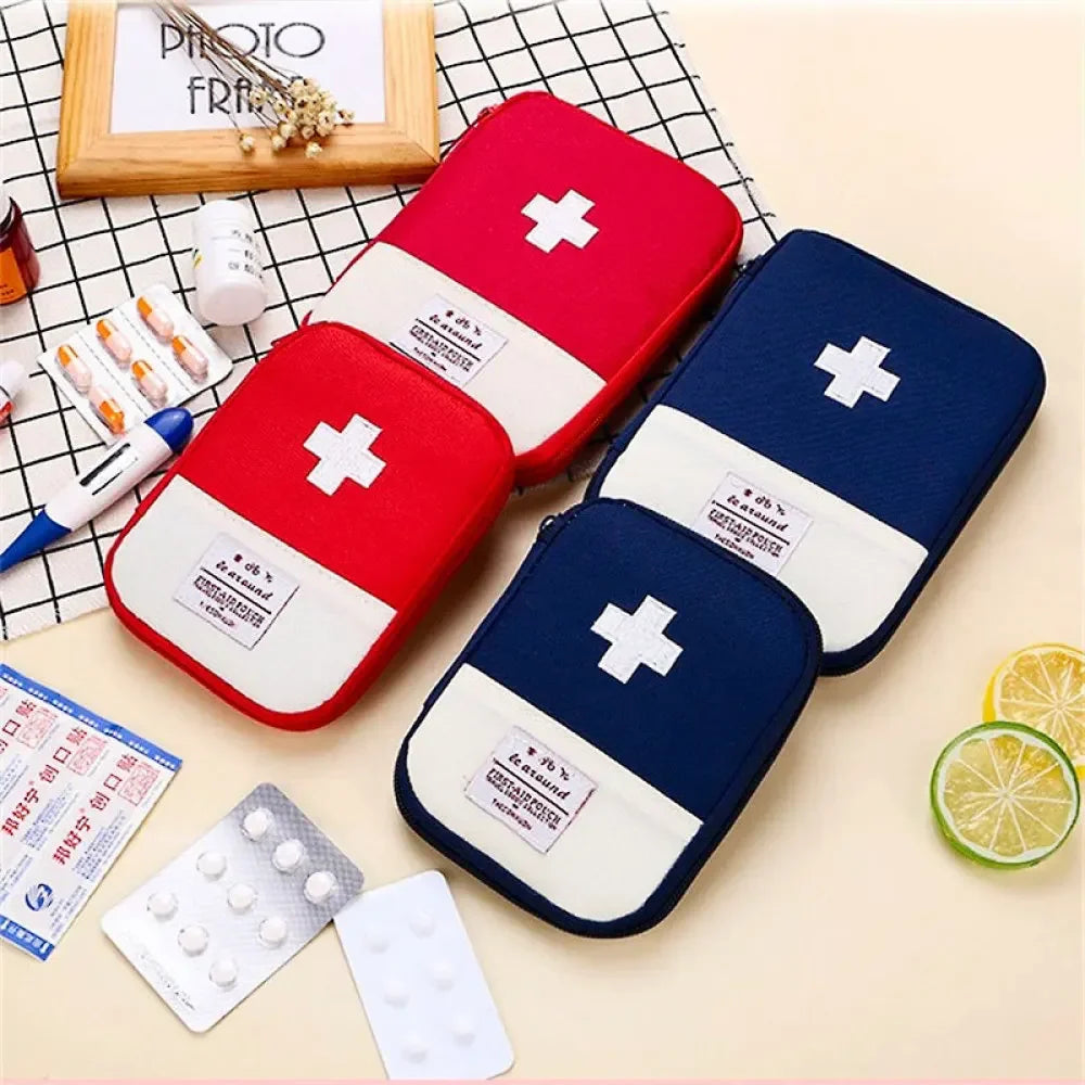 Portable Medicine Bag – Cute First Aid Kit Organizer, Medical Emergency Kit for Travel, Outdoor & Household Pill Storage