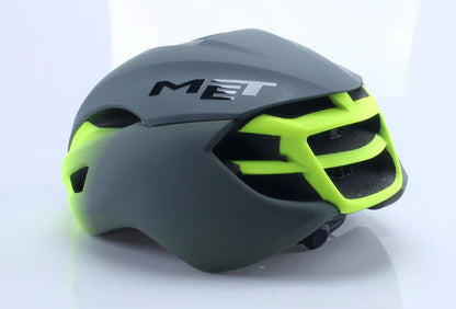 MET Manta Rresight Men's Cycling Helmet – MTB & Road Bike Helmet for Outdoor Sports, Speed Skating & Safe Riding