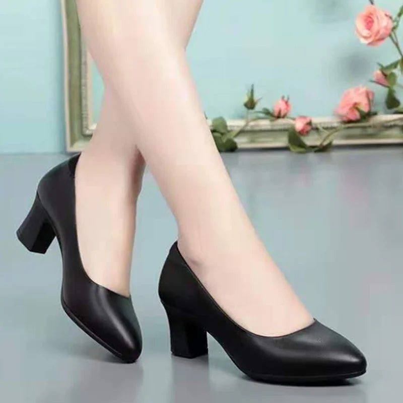 Women’s Lightweight Wedge Heel Shoes – Spring & Autumn Casual Black Leather Pumps for Home & Outdoor Comfort
