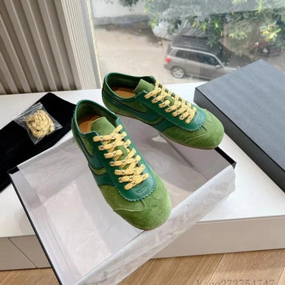 2025 New German Training Shoes for Women, Genuine Leather Lace-up Sneakers, Retro Flat Forrest Gump Style, Large Size