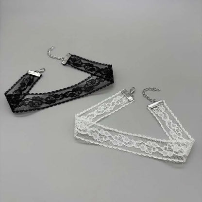 Short Lace Choker Necklace - Black & White Romantic Fashion Jewelry for Women & Girls, Party Gift Accessory