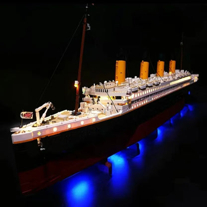 Compatible 10294 Titanic Building Blocks — 9090PCS MOC Cruise Ship Model, Steamship Display Toy, Christmas Gift for Adults