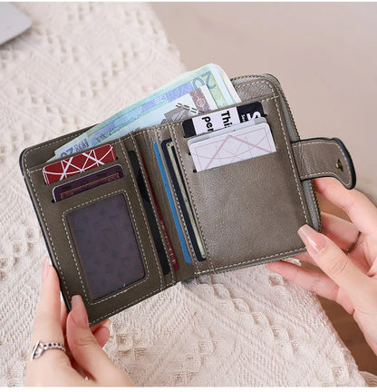 Retro Hollow-Out Short Purse for Women – Multi-Card Zipper Wallet, European & American Fashion Design