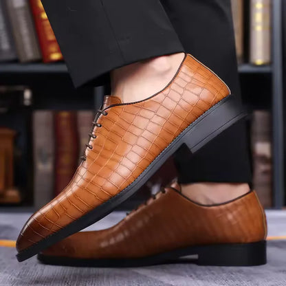 Men’s Luxury Leather Brogue Oxford Shoes - Retro Carved Lace-Up Wedding & Business Dress Shoes for Office Wear