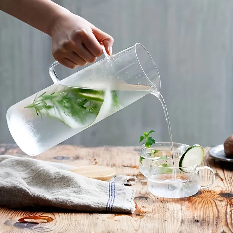 Borosilicate Glass Water Pitcher - 1L/1.5L Straight Juice Jug with Stainless Steel Lid for Coffee & Drinks