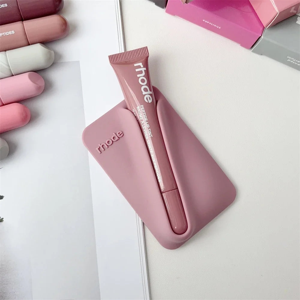 Magnetic Snap-On Lip Gloss Phone Case - MagSafe-Compatible Lipstick Holder for Mobile Phones