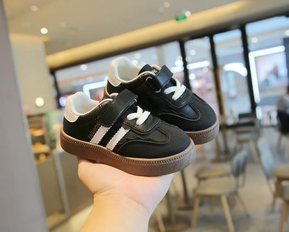 Spring & Autumn Kids Sport Training Shoes – Fashion Sneakers for Boys & Girls | Soft Soled, Casual Skate Shoes (Ages 4-6)