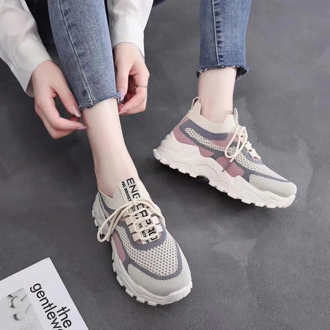 2024 Women's All-Match Mesh Casual Shoes – Breathable, Soft Bottom Sneakers for Spring & Autumn