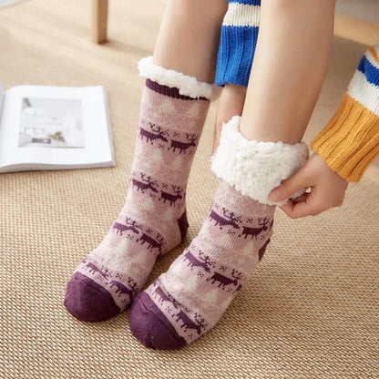 Women’s Christmas Fuzzy Socks – Winter Warm Thermal Non-Slip Fluffy Floor Slippers, Soft Indoor Home Gift