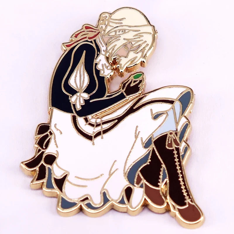 Violet Evergarden Enamel Pin - Cute Anime Girl Character Brooch for Otaku Collectors