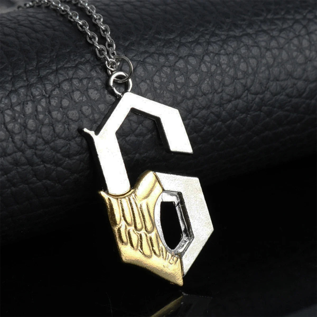 Grimmjow Jaegerjaquez 6th Blade Logo Keychain - Anime Cosplay Necklace Jewelry Fan Collection Gift