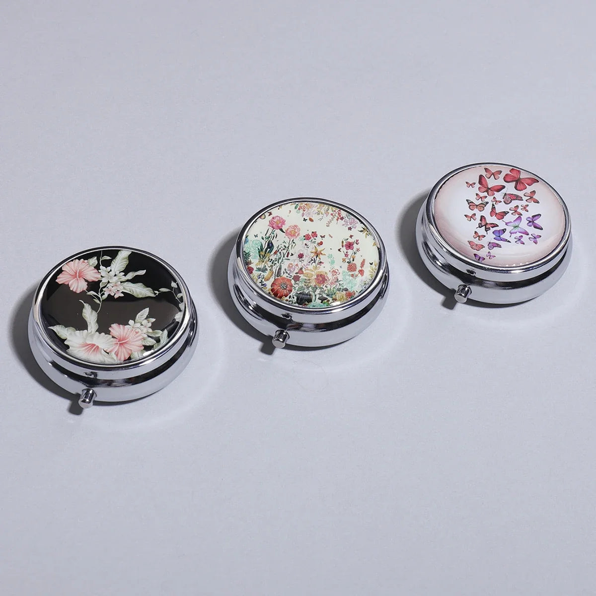 3-Compartment Stainless Steel Pill Box - Round Floral Medicine Organizer, Portable Capsule Case with Dividers