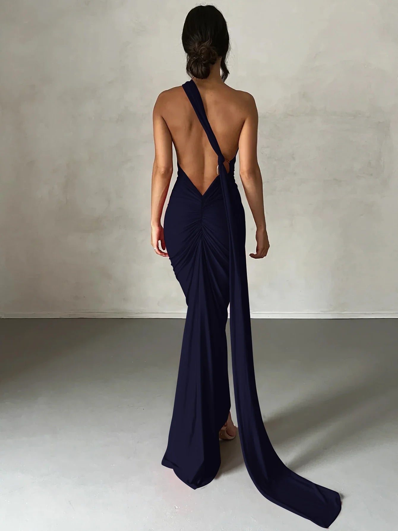 Hugcitar One Shoulder Backless Maxi Dress for Women – Adjustable Scarf Ruched Sexy Elegant Y2K Festival & Streetwear Party Outfit