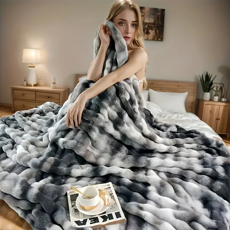 Cozy Faux Rabbit Fleece Blanket – Soft Warm Throw for Bedroom, Living Room & Dorm