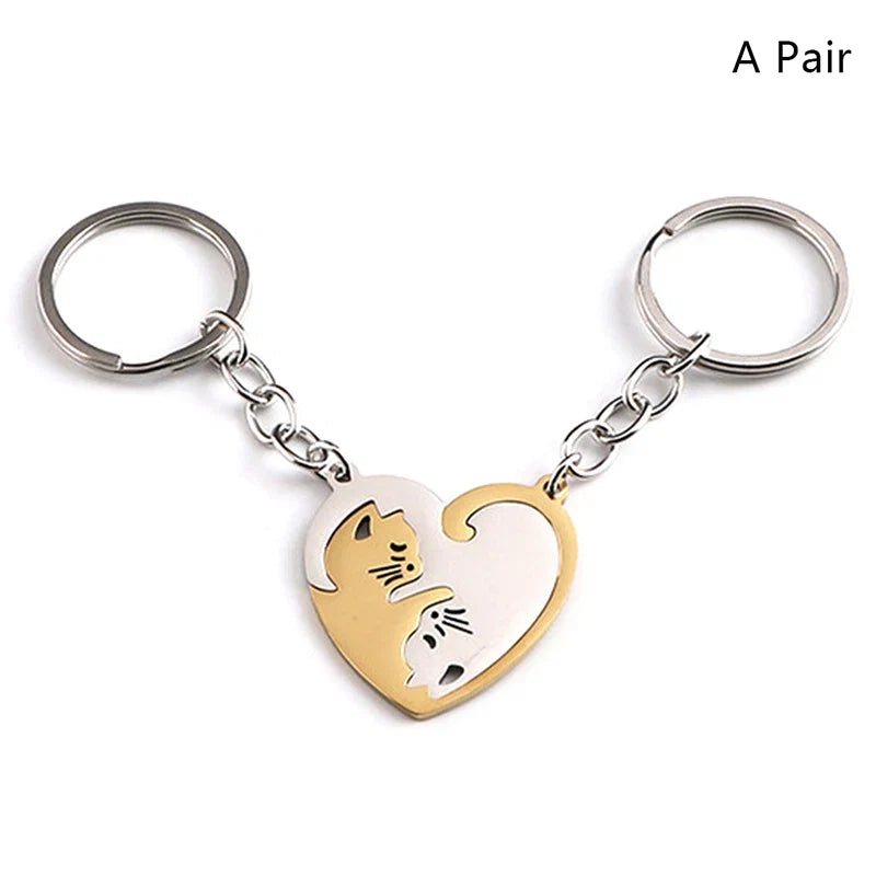 Cute Hug Cat Keychain - Heart Patchwork Round Keyring for Couples, Bags, Cars and Gifts