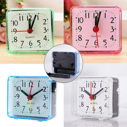 Square Candy Color Quartz Alarm Clock – Small Bedside Battery-Powered Student Bedroom Wake-Up Clock with Beeping Sound