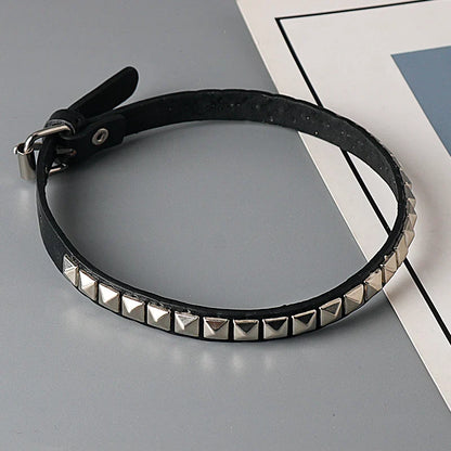 Anime Death Note Misa Amane Choker - Leather Rivet Collar Necklace for Men & Women, Punk Cosplay Jewelry Gift
