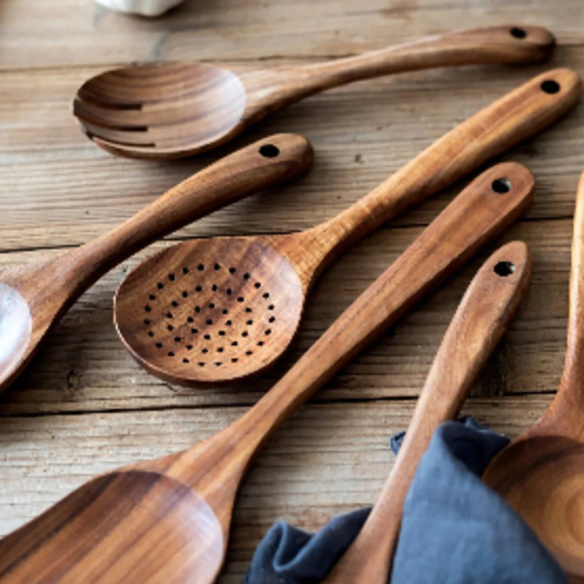Wood Kitchenware Cooking Set – Household Spatula, Spoon, Fork & Salad Utensils with Storage Bucket