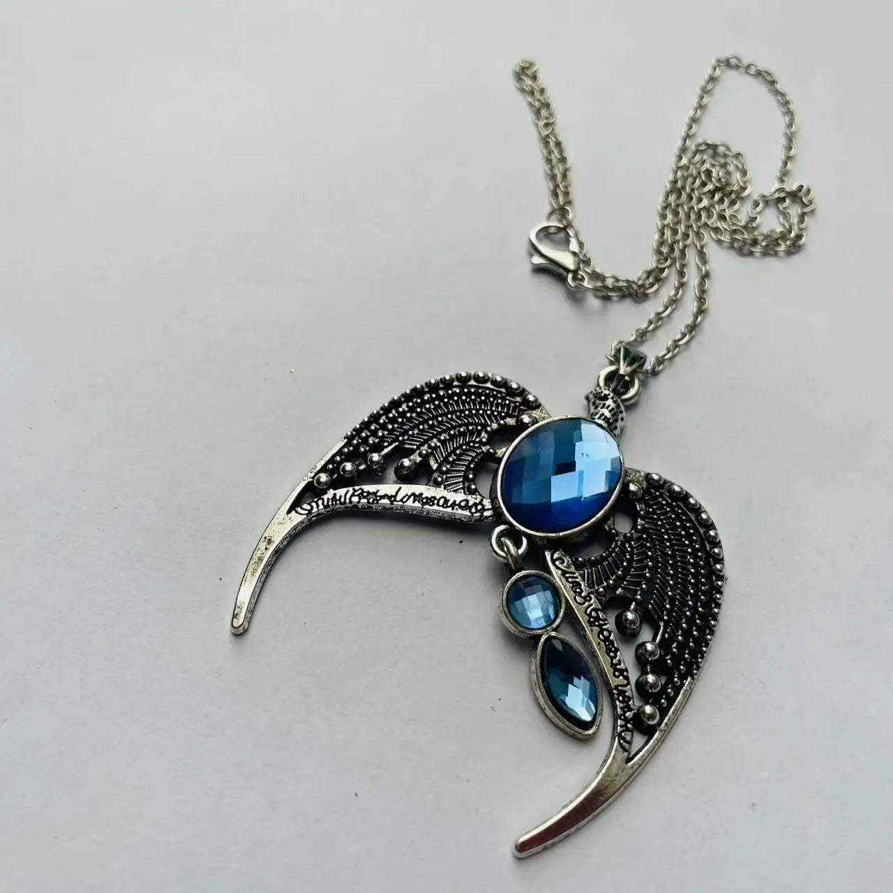 Dark Fantasy Snake & Eagle Pendant Ring Set - 7-Piece Halloween Collectible Gift Set