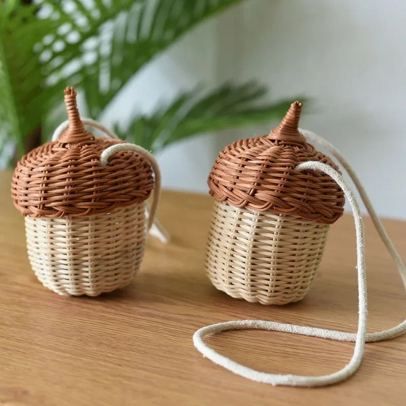 Acorn-Shaped Rattan Storage Basket - Handwoven Round Beach Style Shoulder Bag